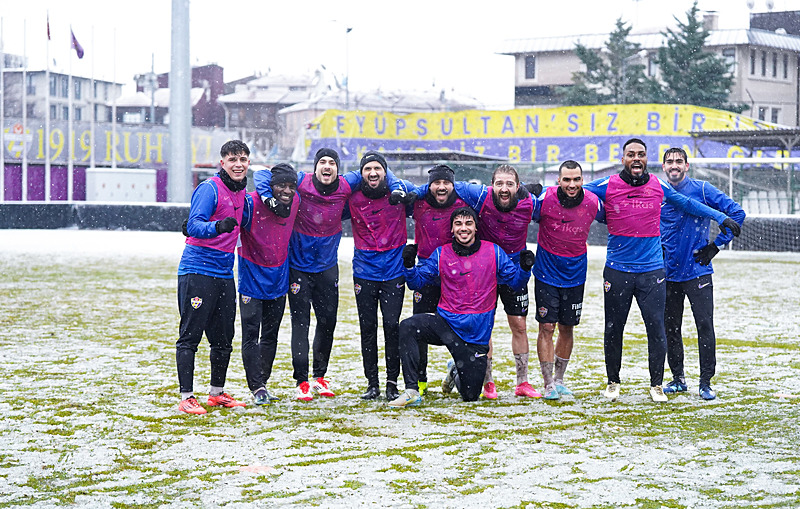 besiktas maci canli izle ikas eyupspor besiktas maci hangi kanalda ne zaman saat kacta GI7fIYLJ