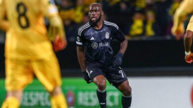3 futbolcunun uzeri cizildi GS7nYSIZ