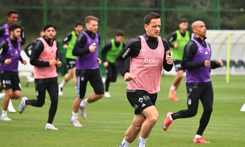 Beşiktaş'ta Fenerbahçe derbisi hazırlıkları sürdü 1 besiktasta fenerbahce derbisi hazirliklari surdu tN35SuGA