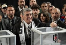 besiktasta serdal adali yeniden baskan PNY7NDh1