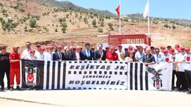 besiktas u16 futbol takimi gabari ziyaret etti KG4Gu3Gv