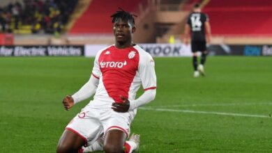 İkinci plana atıldı 3 ikinci plana atildi 5CEEWBJE