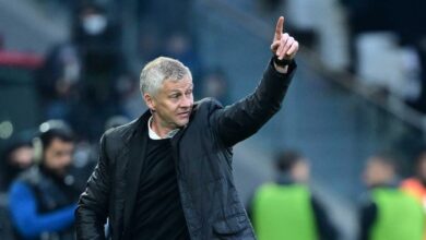 solskjaer stoper istedi enaQuebS