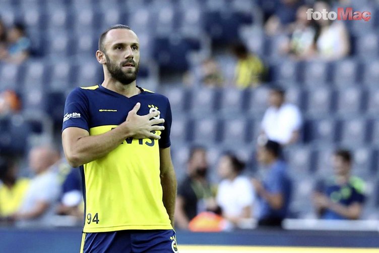 transfer haberleri besiktastan fenerbahcenin eski golcusune kanca super lige donmeye sicak bakiyor 0 V6Cy7m2I