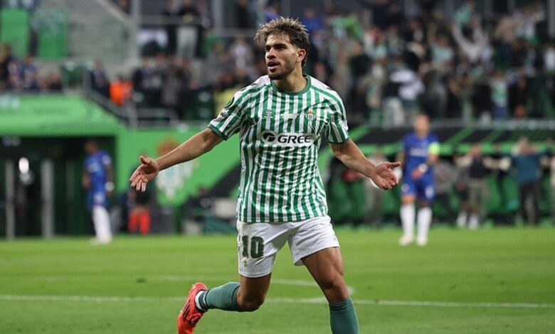 TRANSFER HABERLERİ | Beşiktaş'tan hücuma flaş hamle! Konferans Ligi finalinde gol atmıştı 1 transfer haberleri besiktastan hucuma flas hamle konferans ligi finalinde gol atmisti EIytezEC