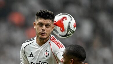 besiktas taraftarindan milot rashicaya tepki orkun kokcuye destek jHbeiN35