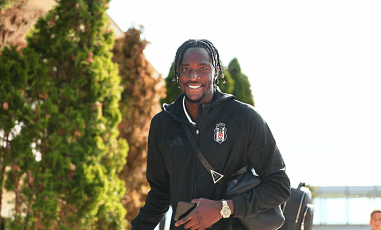 Beşiktaş kafilesi Lausanne maçı için İsviçre'ye geldi 1 besiktas kafilesi lausanne maci icin isvicreye geldi 1G3gz9dE