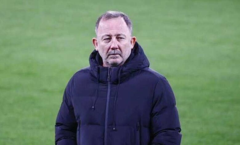 Beşiktaş'ta Sergen Yalçın sesleri! Solskjaer gönderilecek mi? 1 besiktasta sergen yalcin sesleri solskjaer gonderilecek mi SR354c1V