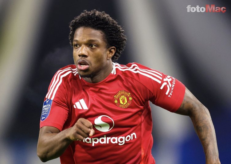 transfer haberi besiktastan malacia surprizi italyan ekibi de talip 5