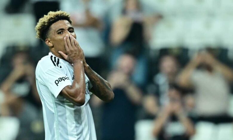 Gedson Fernandes'e Rusya'da sert eleştiri! 1 gedson fernandese rusyada sert elestiri 4q2wSaGB