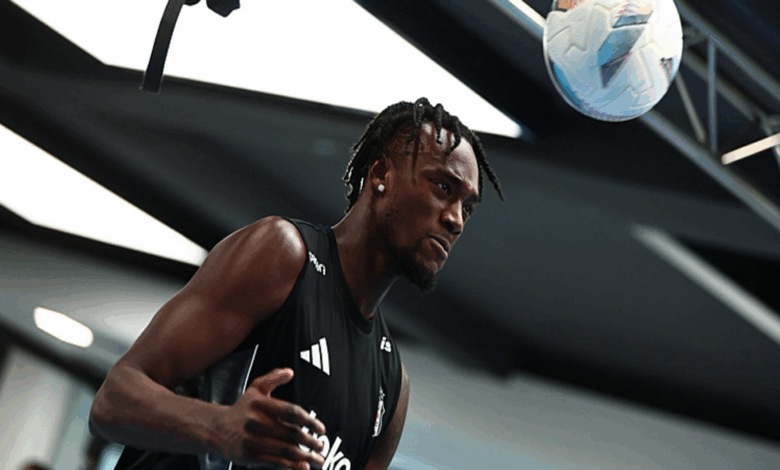 Salonda çalıştı 1 salonda calisti 9bry8wgJ