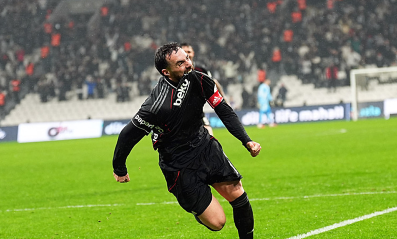 besiktasta orkun kokcu kucukken hayal ettigim gibiydi BWOq7JrT