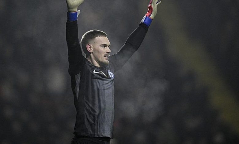 jorgensen icin gozler hurmada WX8OlGF4