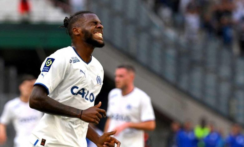 tavares apronda 7Ih1Aw9F