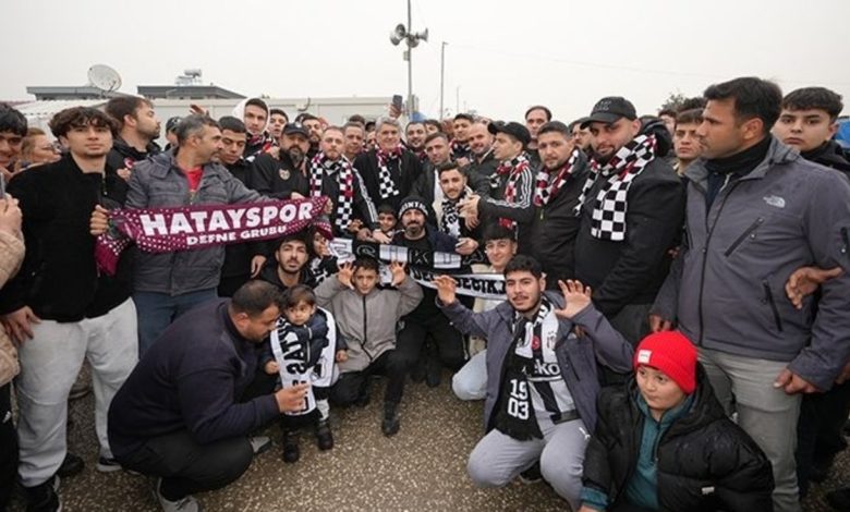 besiktas baskani serdal adali hatayda depremzedeleri ziyaret etti nrqje24a